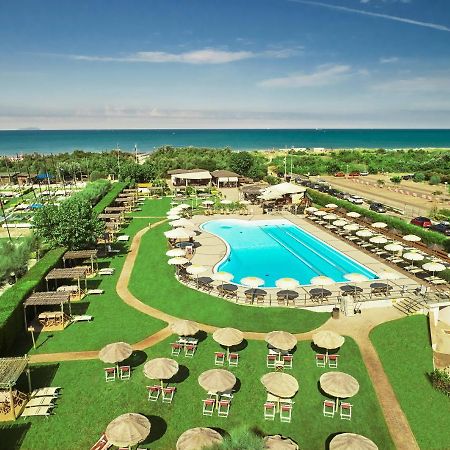 Oasi Del Mare Aparthotel Tirrenia Exterior photo
